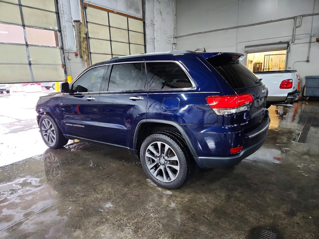 2018 JEEP GRAND CHEROKEE LIMITED photo 2