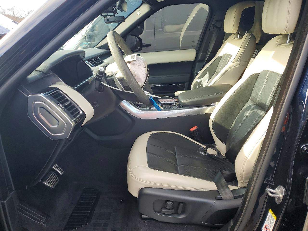2022 LAND ROVER RANGE ROVER SPORT HST photo 7