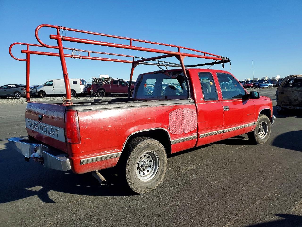 1997 CHEVROLET GMT-400 C1500 photo 3