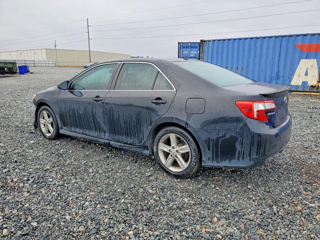 2013 TOYOTA CAMRY L photo 3