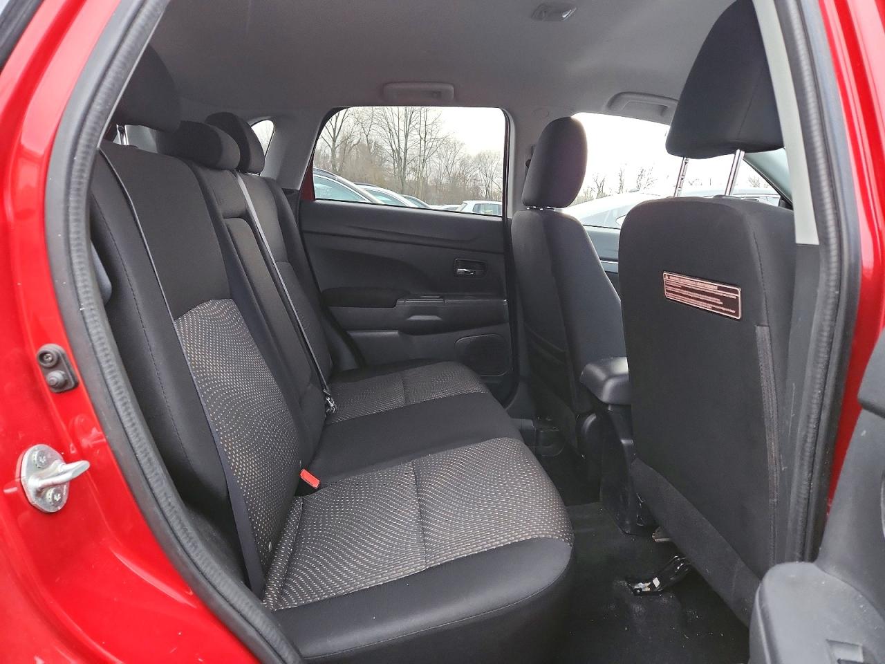 2016 MITSUBISHI OUTLANDER SPORT ES photo 10