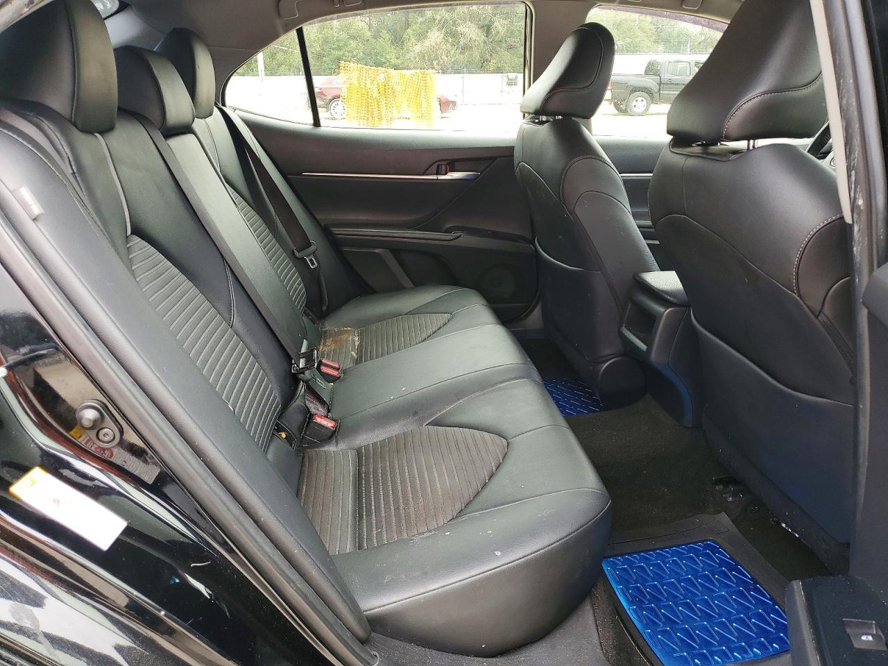 2018 TOYOTA CAMRY L photo 10