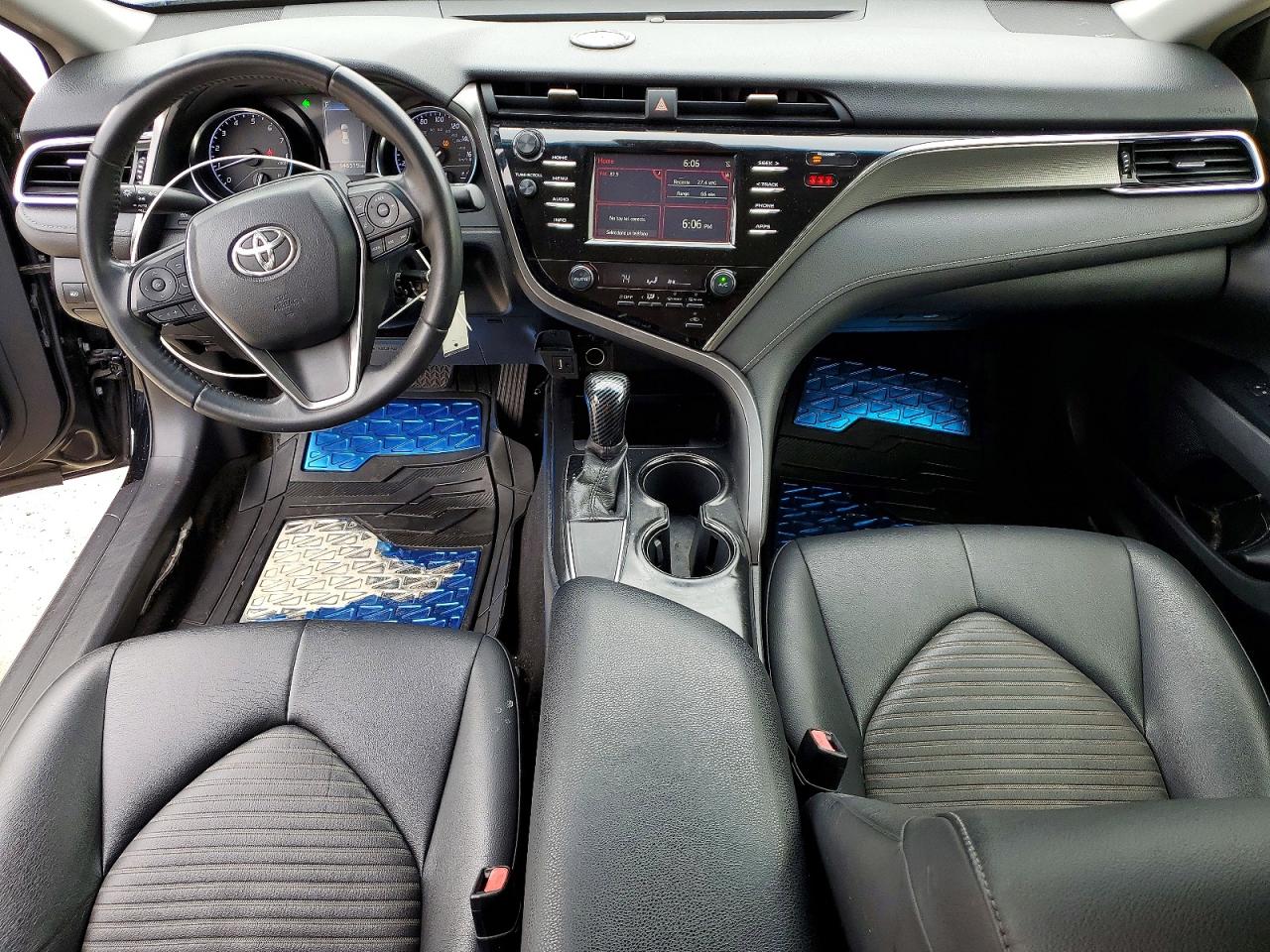 2018 TOYOTA CAMRY L photo 8
