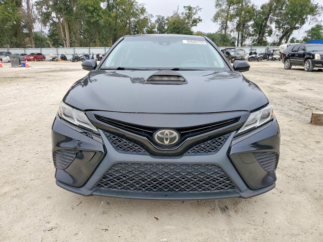 2018 TOYOTA CAMRY L photo 5