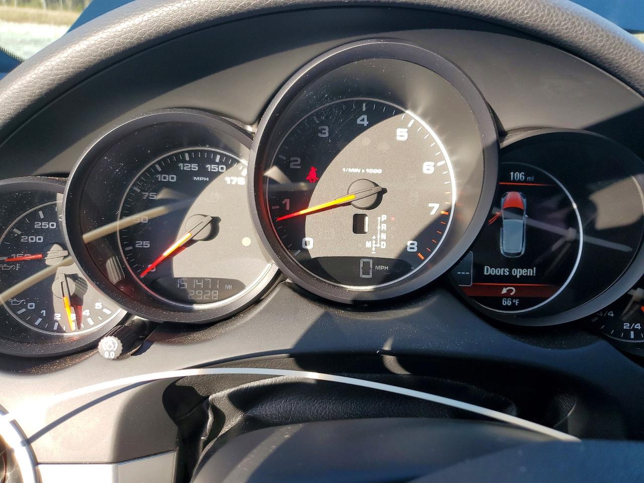 2013 PORSCHE CAYENNE photo 9