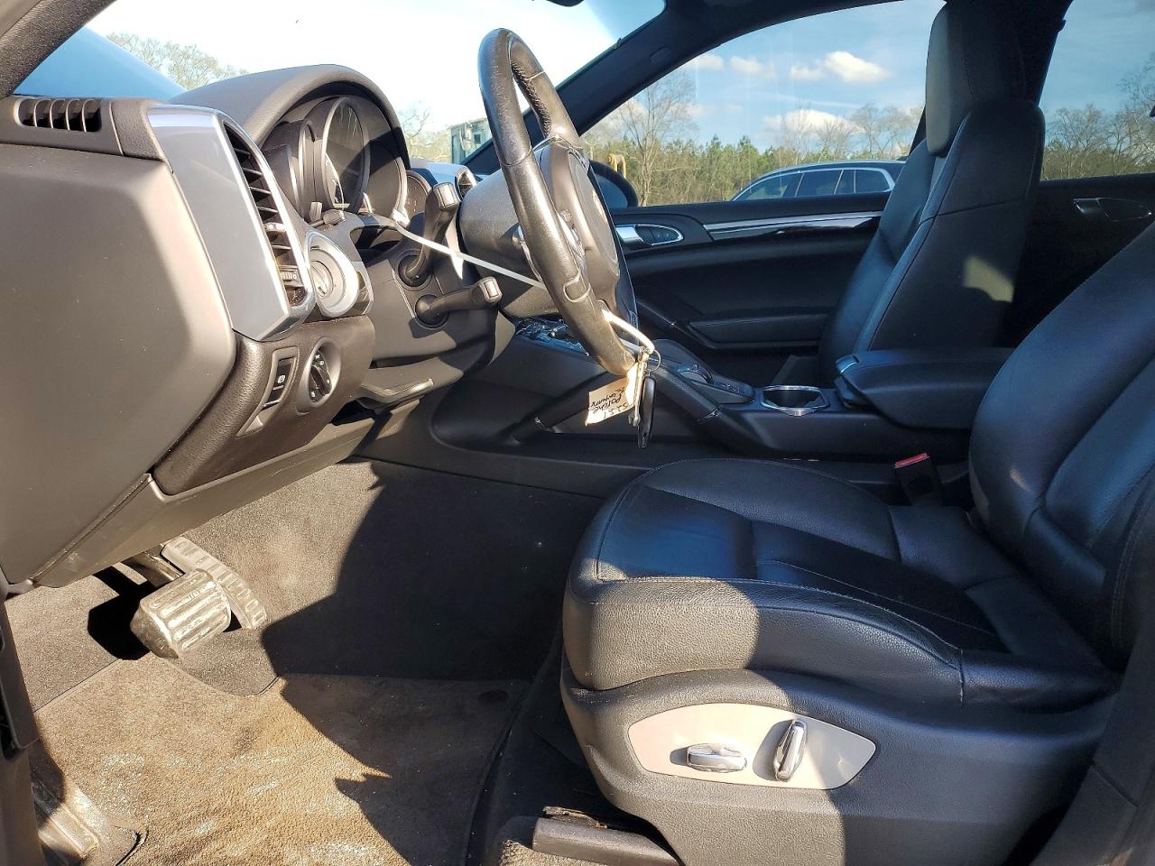 2013 PORSCHE CAYENNE photo 7