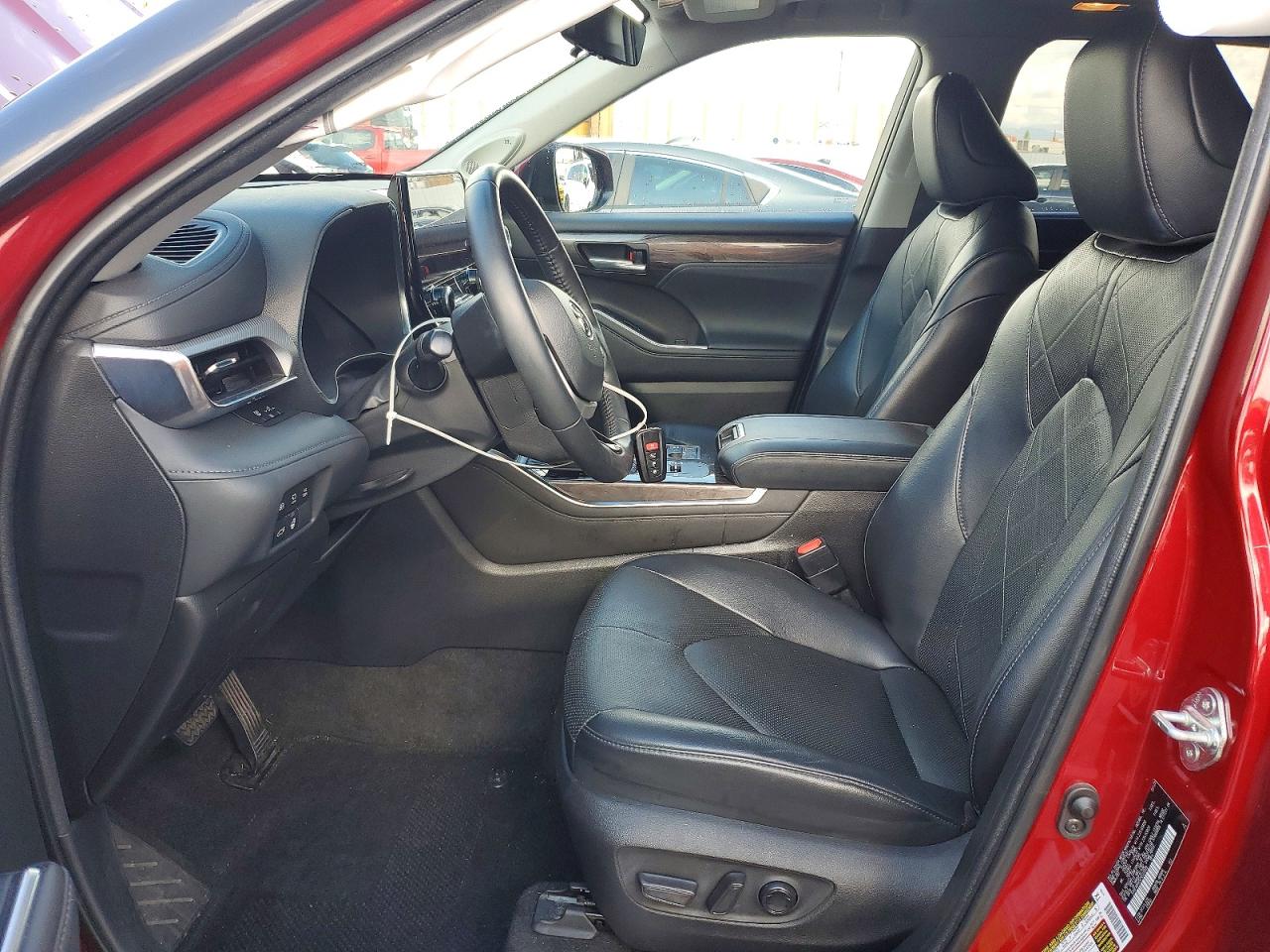 2023 TOYOTA HIGHLANDER HYBRID PLATINUM photo 7