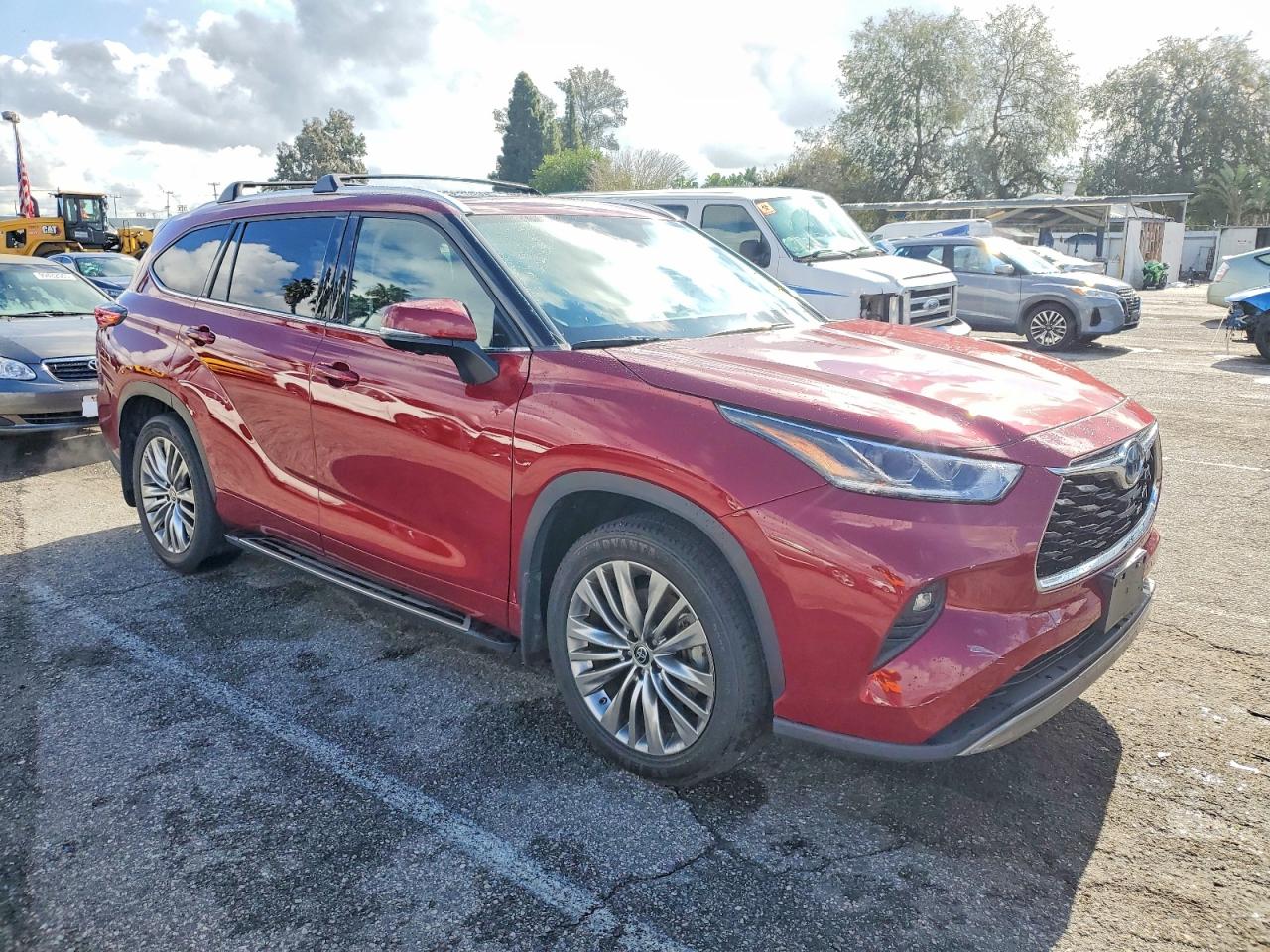 2023 TOYOTA HIGHLANDER HYBRID PLATINUM photo 4