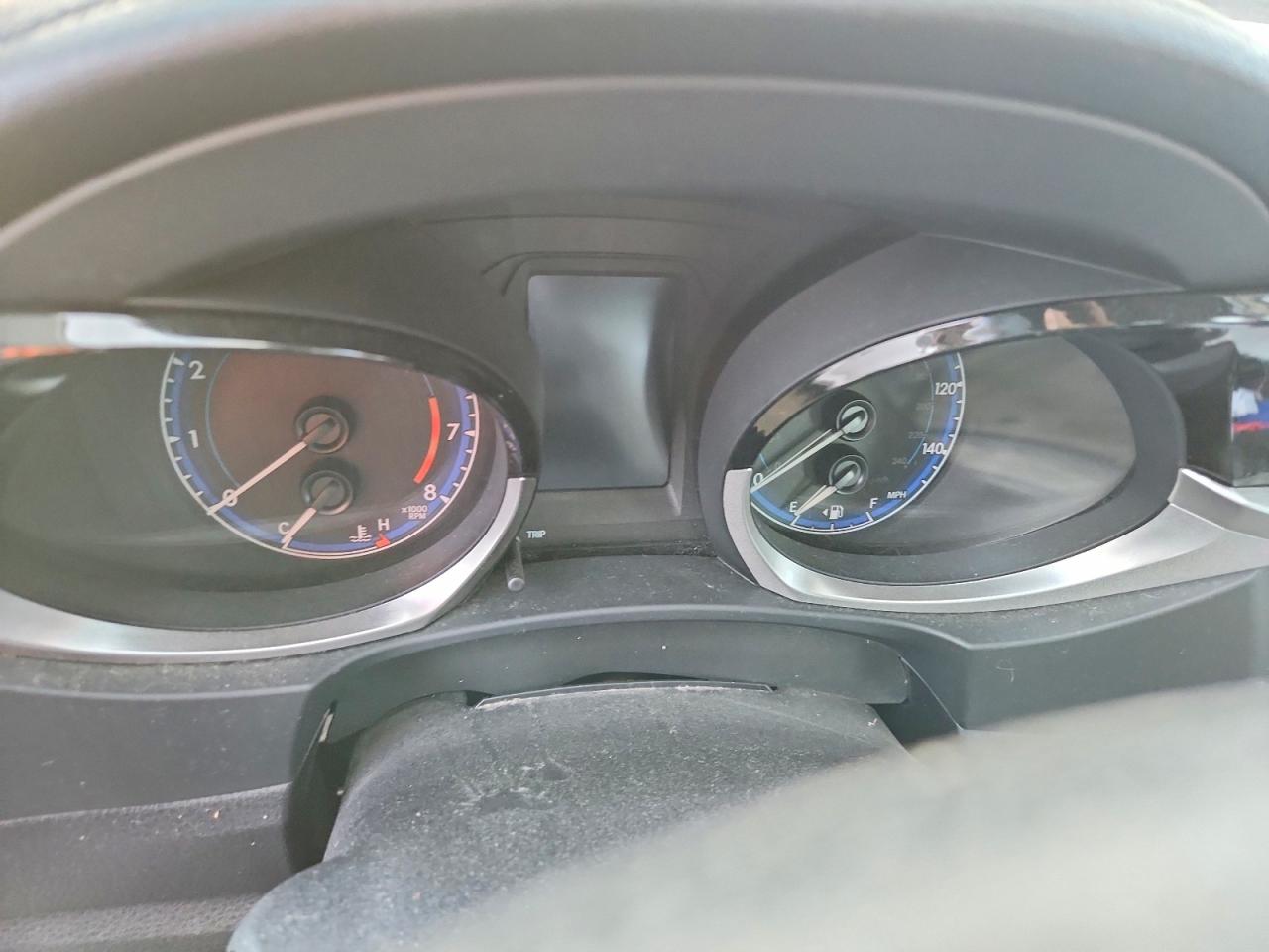 2016 TOYOTA COROLLA L photo 9