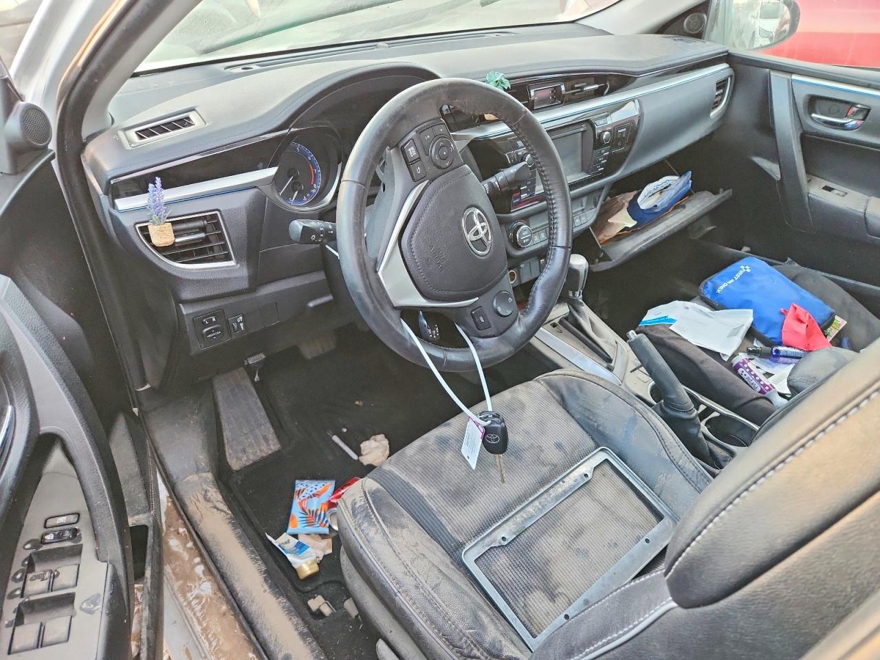 2016 TOYOTA COROLLA L photo 8