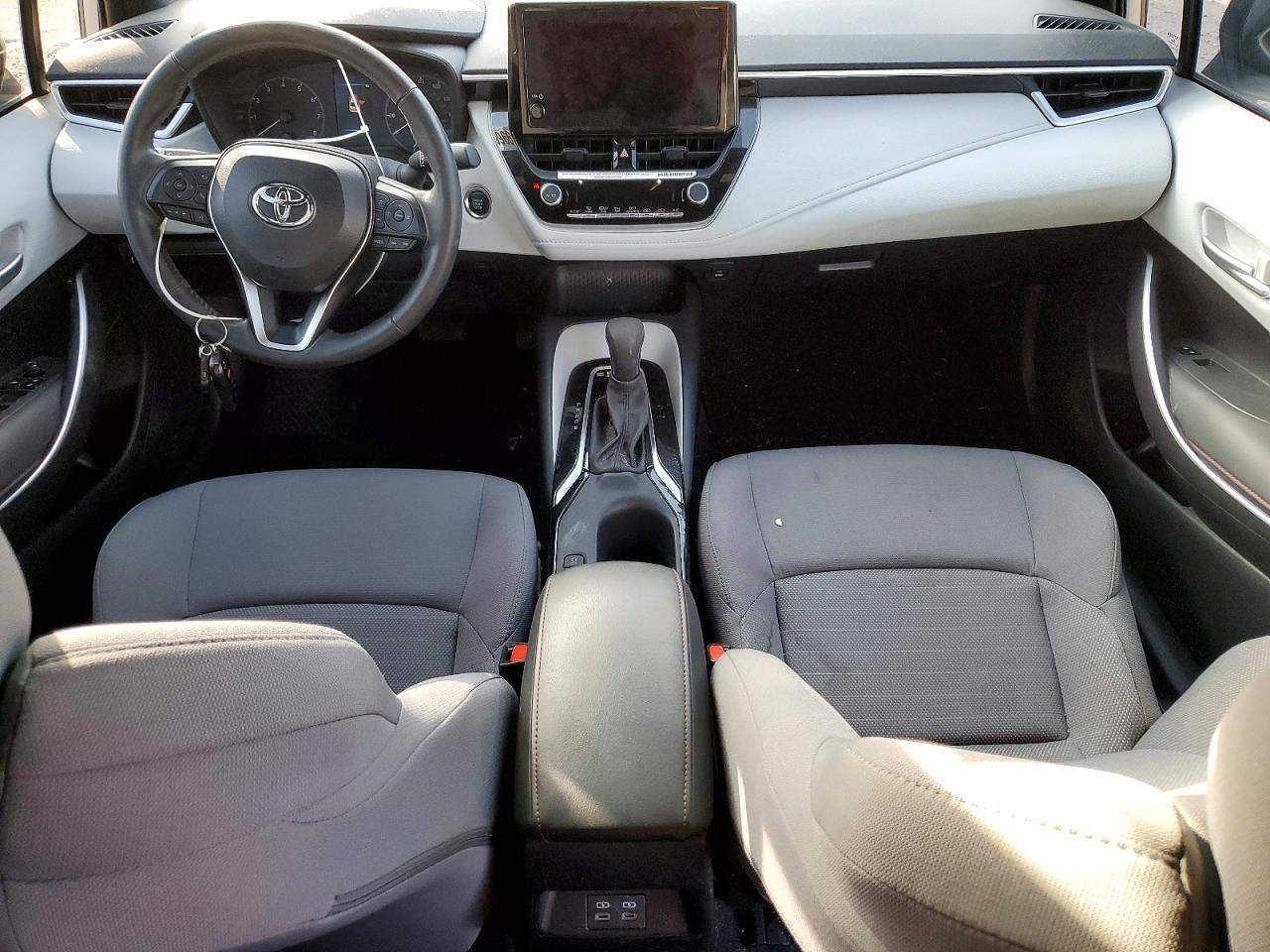 2024 TOYOTA COROLLA SE photo 8
