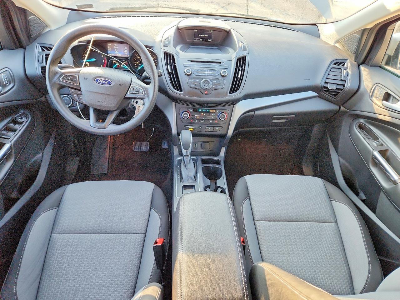 2018 FORD ESCAPE SE photo 8