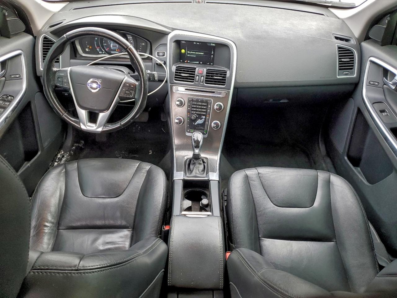 2016 VOLVO XC60 T5 PREMIER photo 8