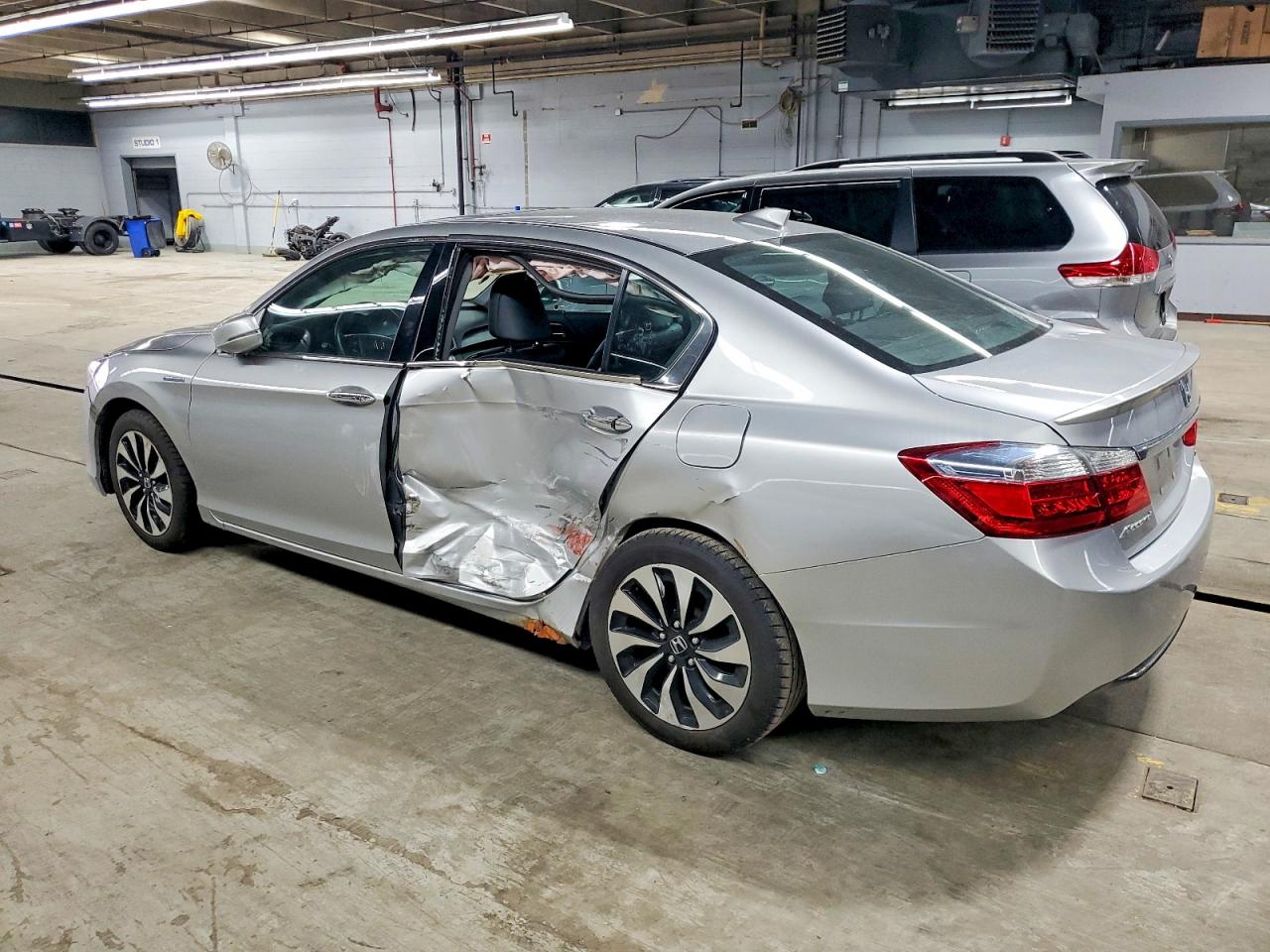 2015 HONDA ACCORD HYBRID EXL photo 2