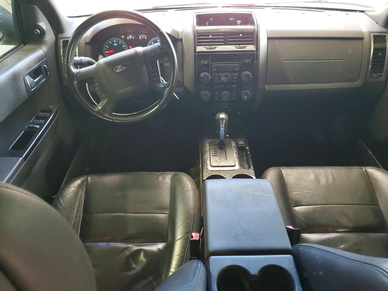2010 FORD ESCAPE photo 8
