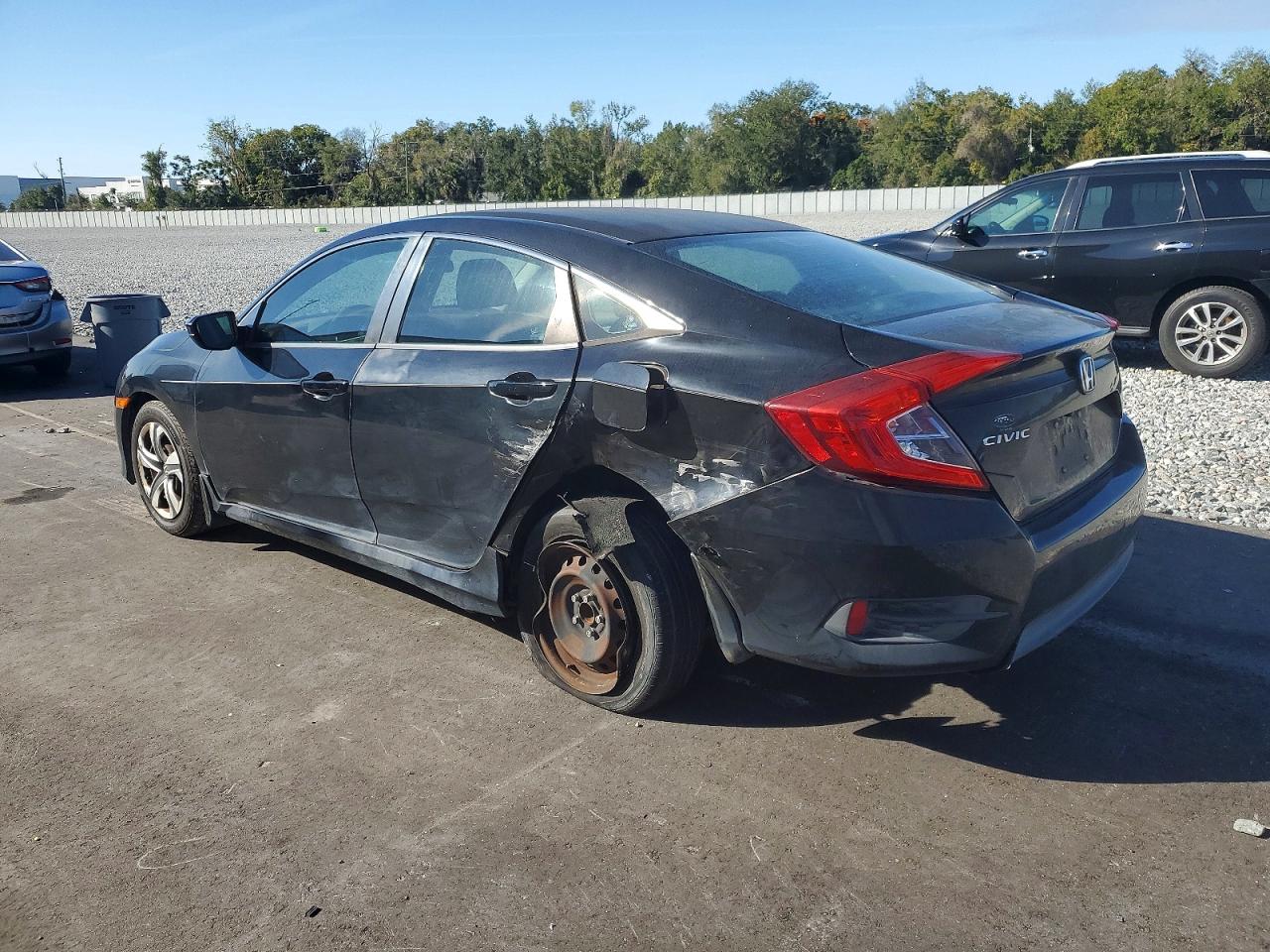 2016 HONDA CIVIC LX photo 2