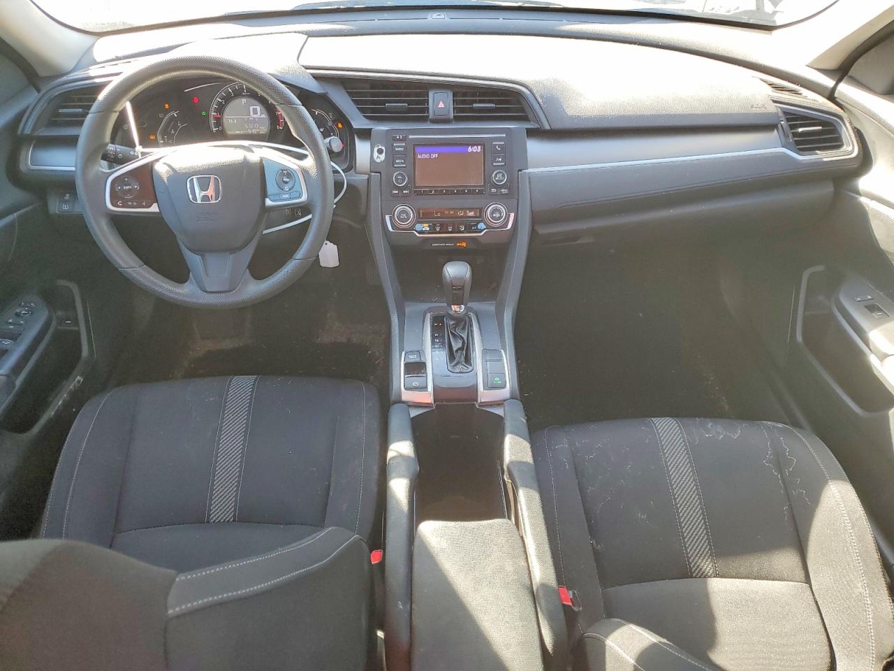 2016 HONDA CIVIC LX photo 8