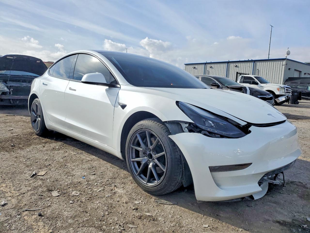 2023 TESLA MODEL 3 photo 4
