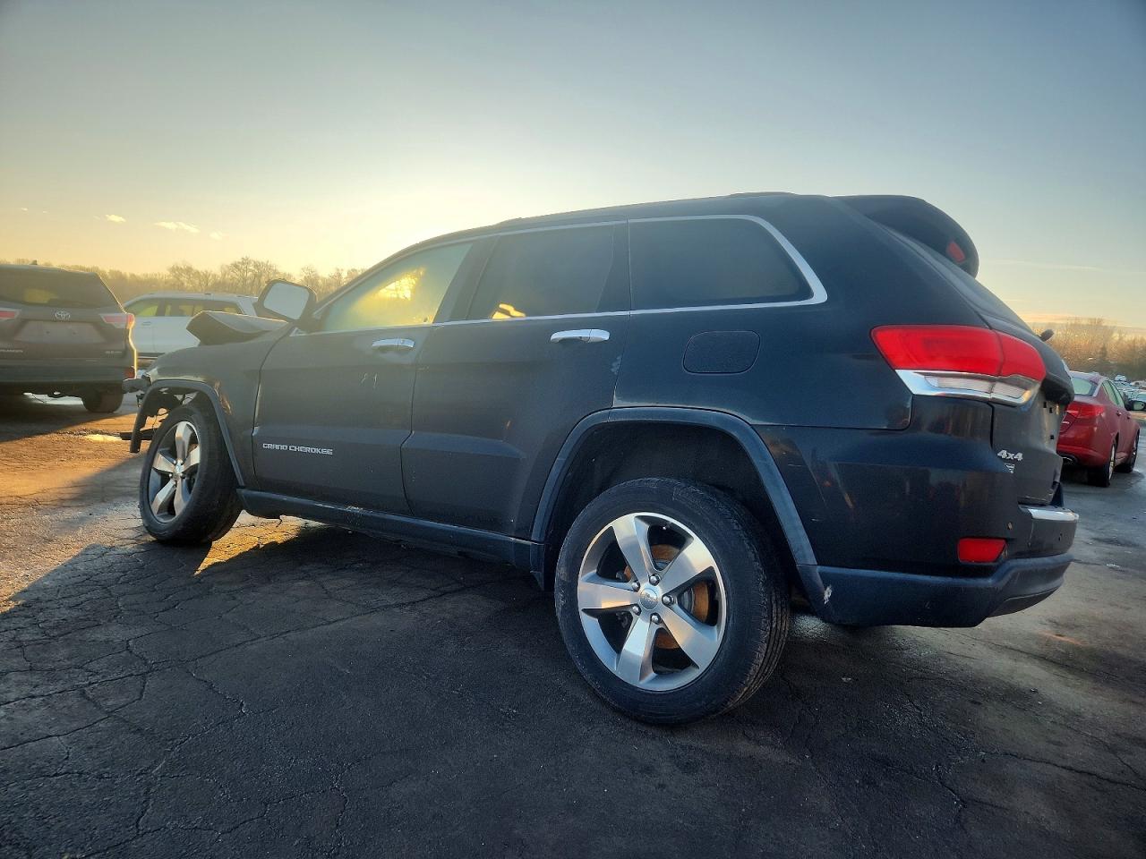2016 JEEP GRAND CHEROKEE LIMITED photo 2