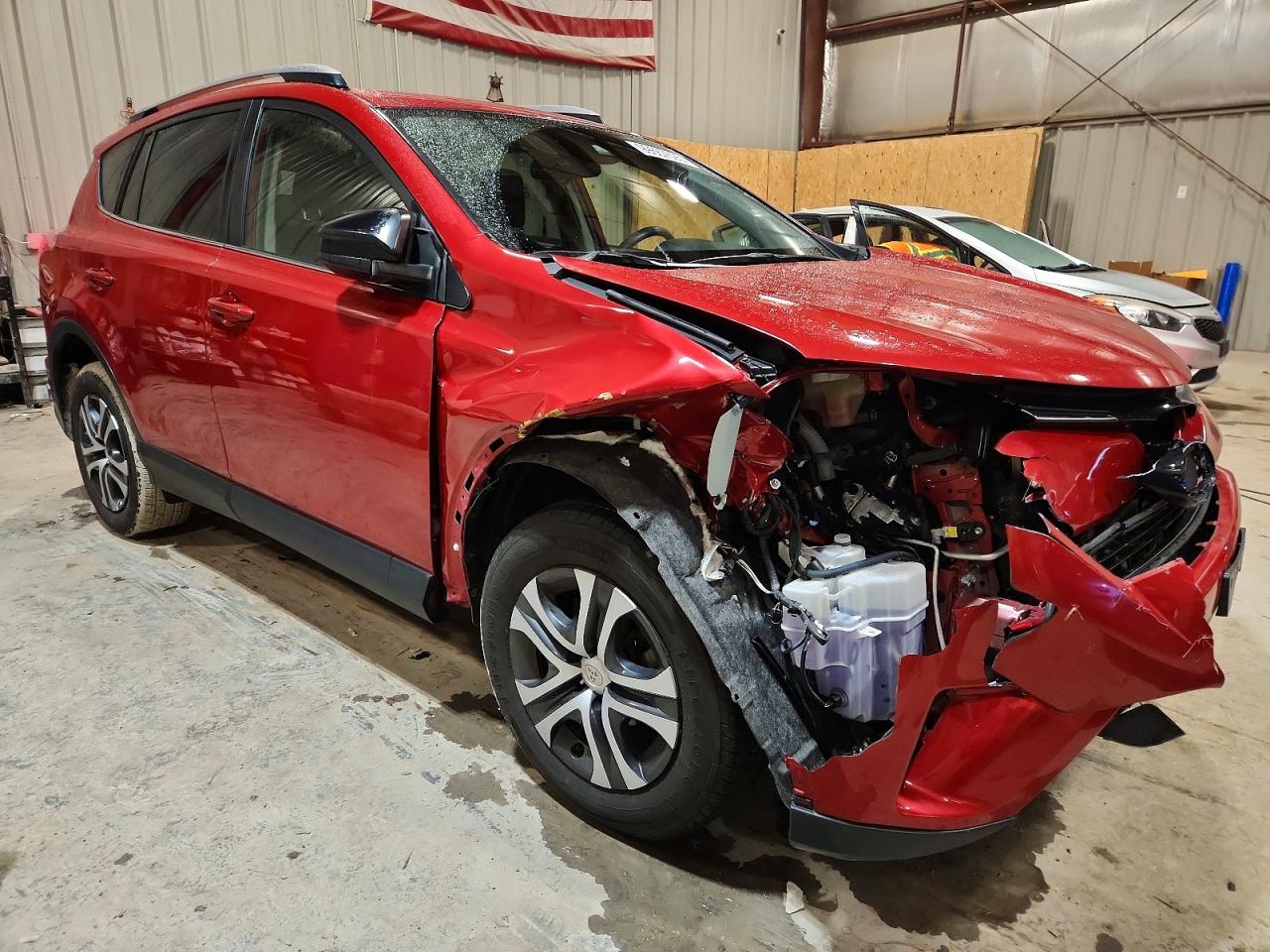 2017 TOYOTA RAV4 LE photo 4