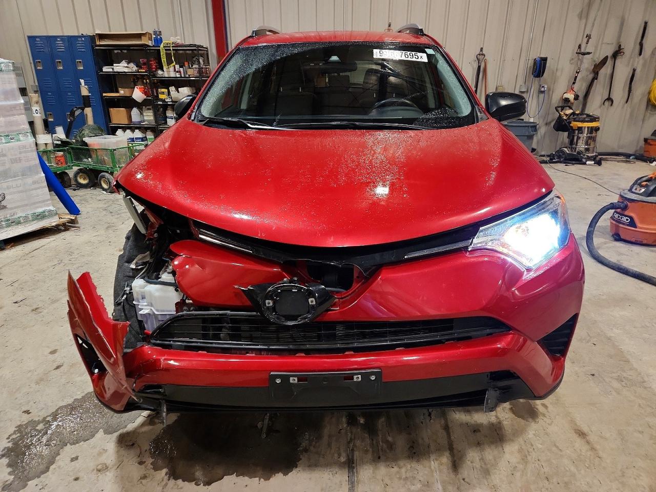2017 TOYOTA RAV4 LE photo 5