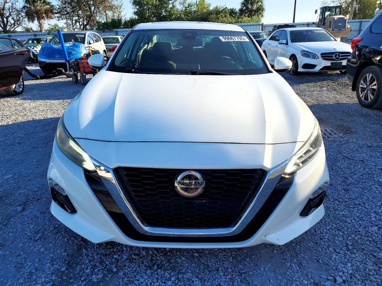 2019 NISSAN ALTIMA SV photo 5