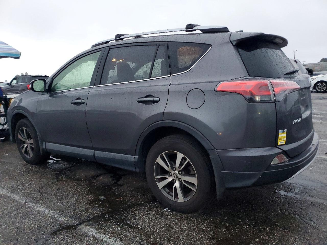 2018 TOYOTA RAV4 ADVENTURE photo 2