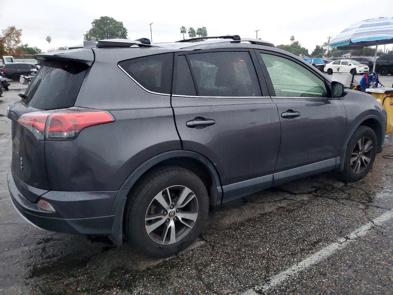 2018 TOYOTA RAV4 ADVENTURE photo 3