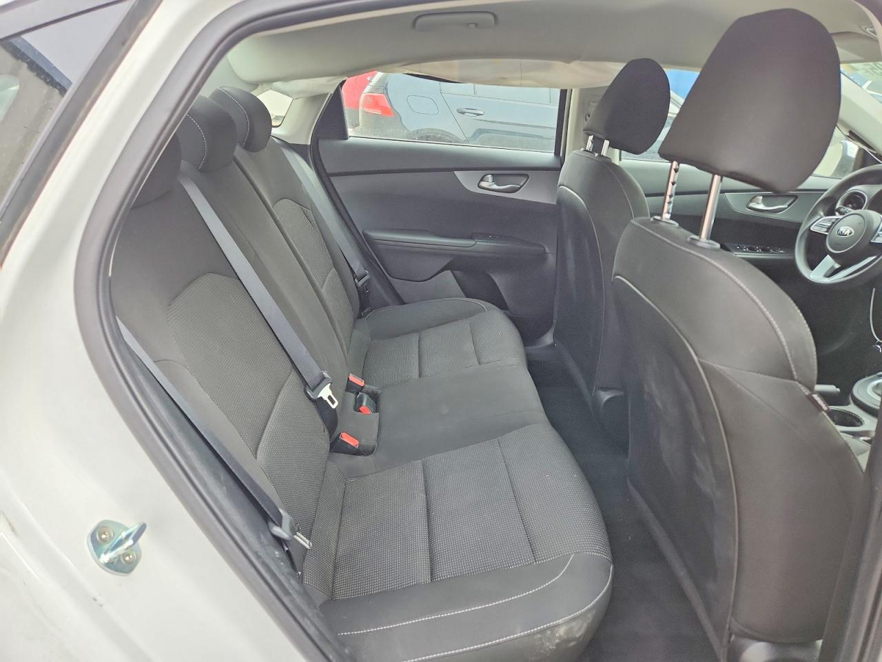 2020 KIA FORTE FE photo 10