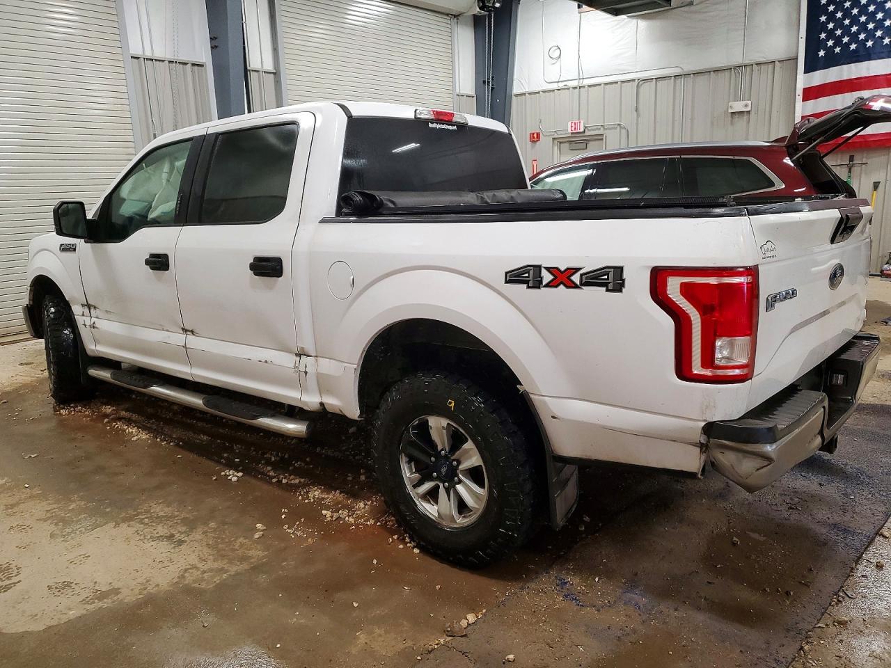 2017 FORD F150 SUPERCREW photo 2