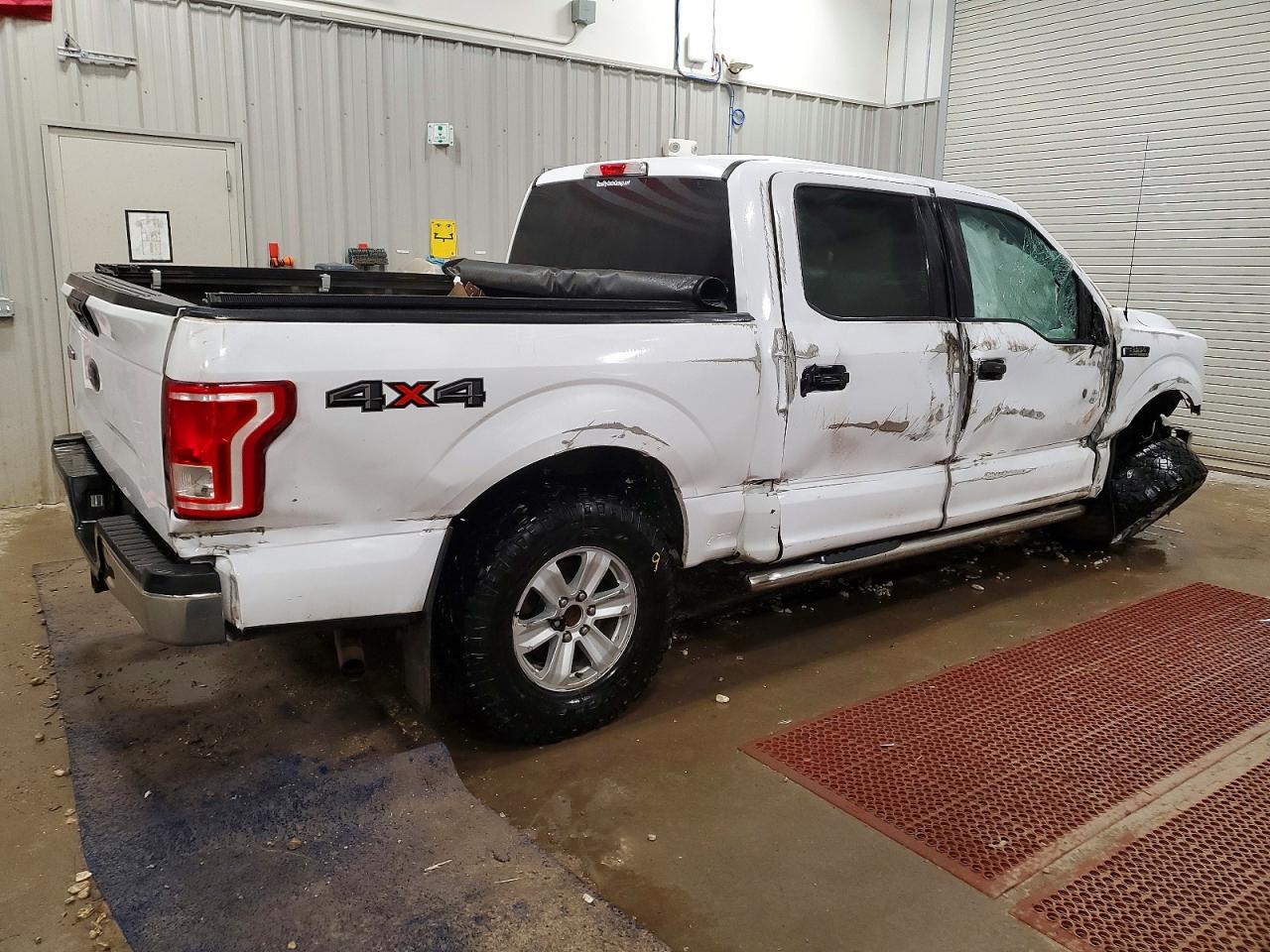 2017 FORD F150 SUPERCREW photo 3