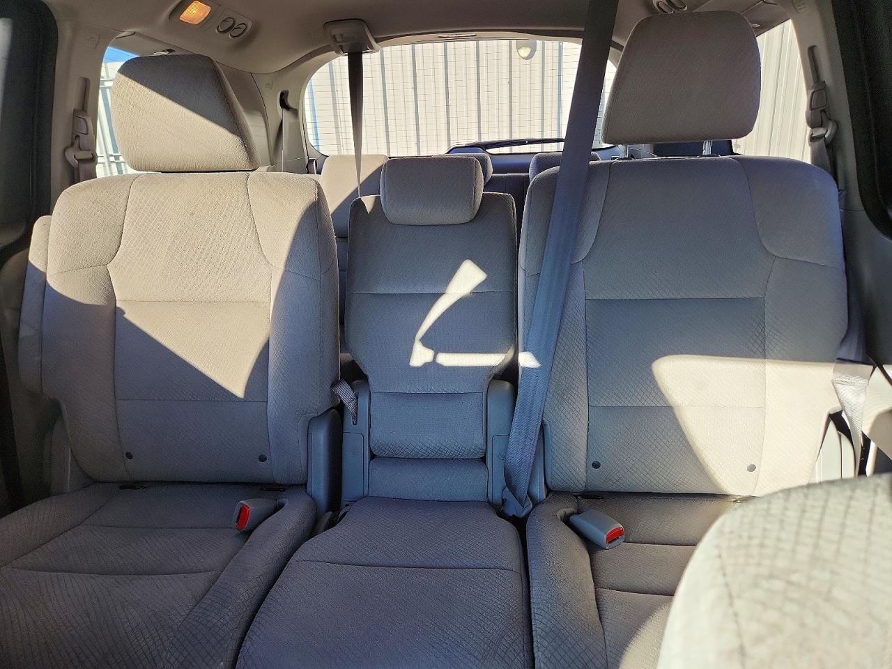 2016 HONDA ODYSSEY SE photo 10