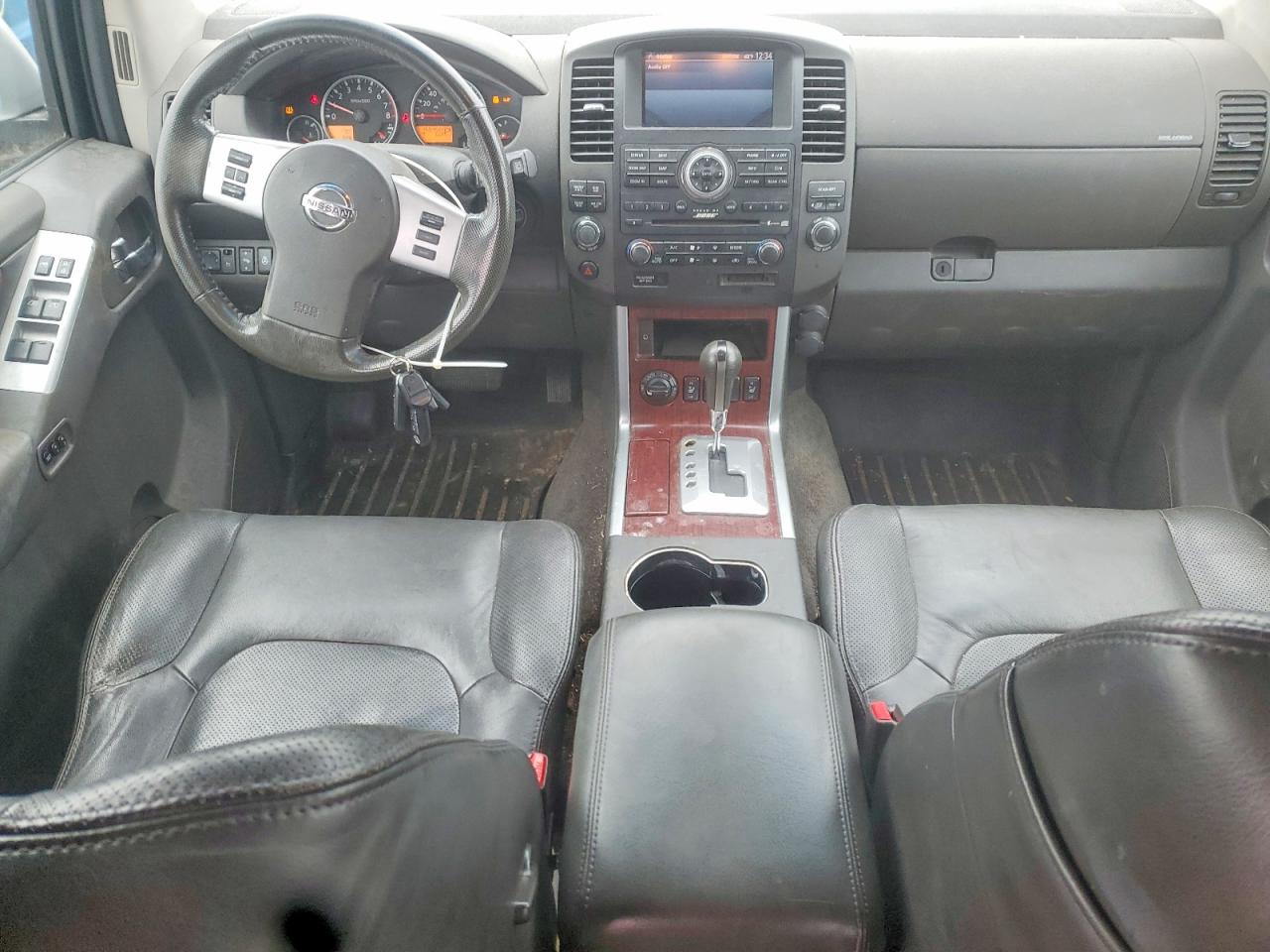 2010 NISSAN PATHFINDER S photo 8