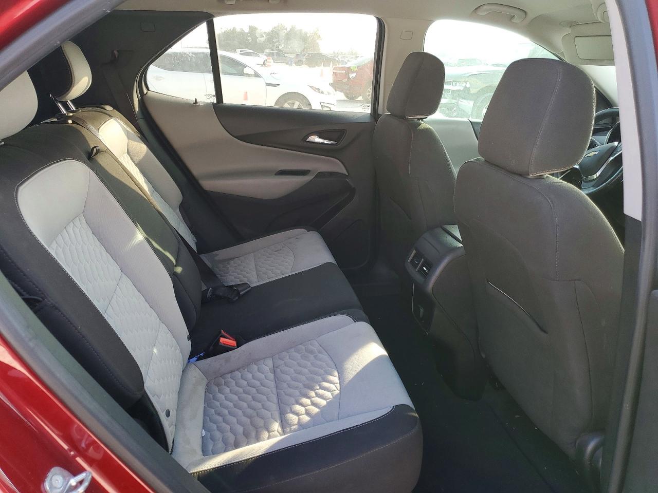 2018 CHEVROLET EQUINOX LT photo 11