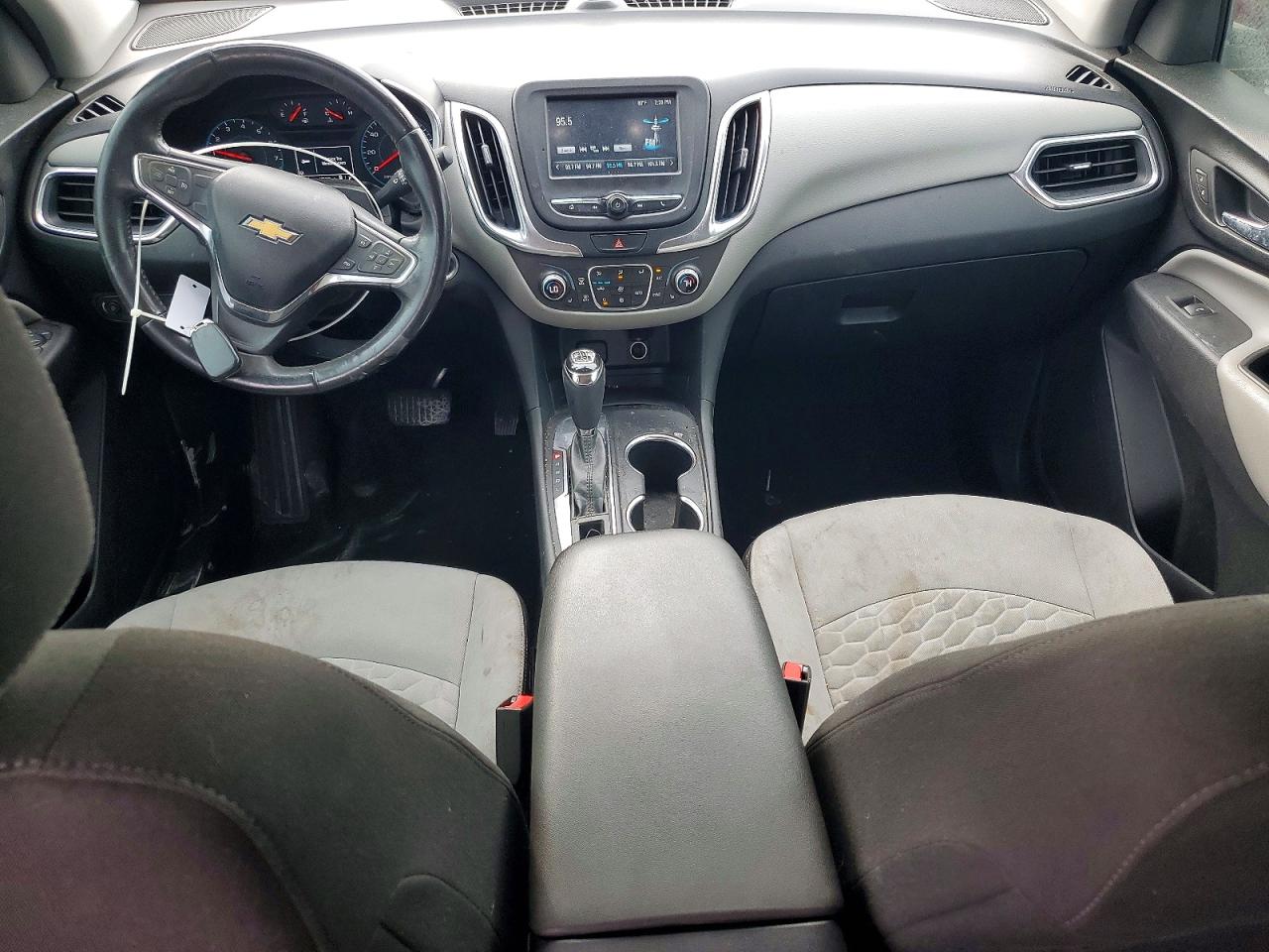 2018 CHEVROLET EQUINOX LT photo 8