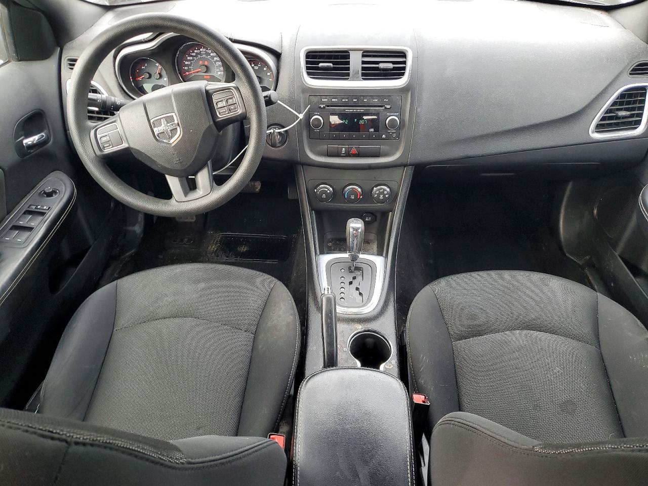 2014 DODGE AVENGER SE photo 8