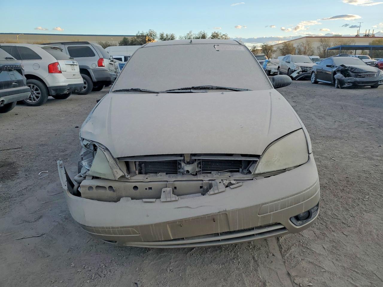 2006 FORD FOCUS ZX4 photo 5