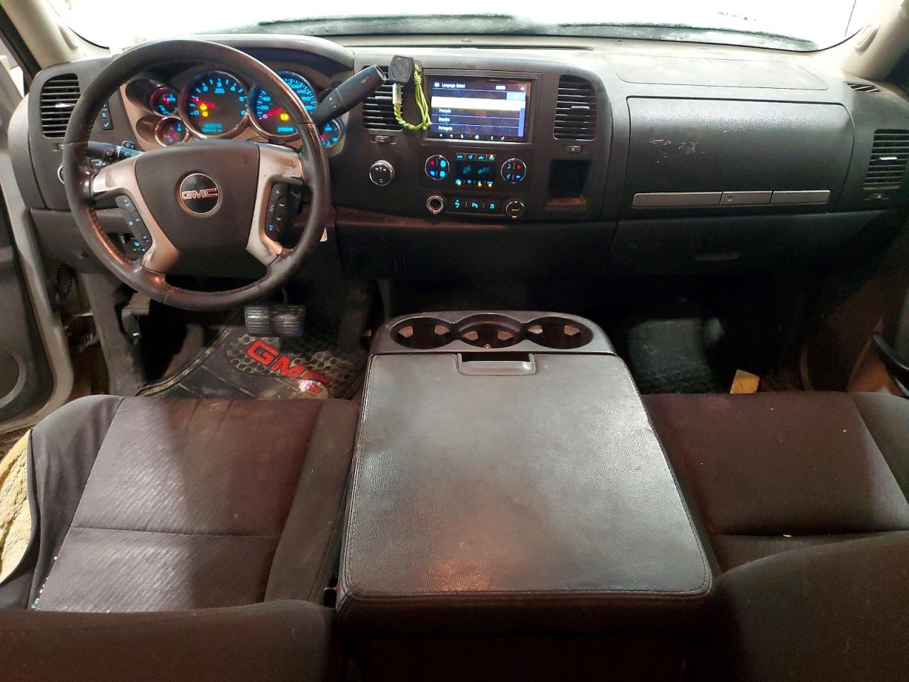 2010 GMC SIERRA K2500 SLE photo 8
