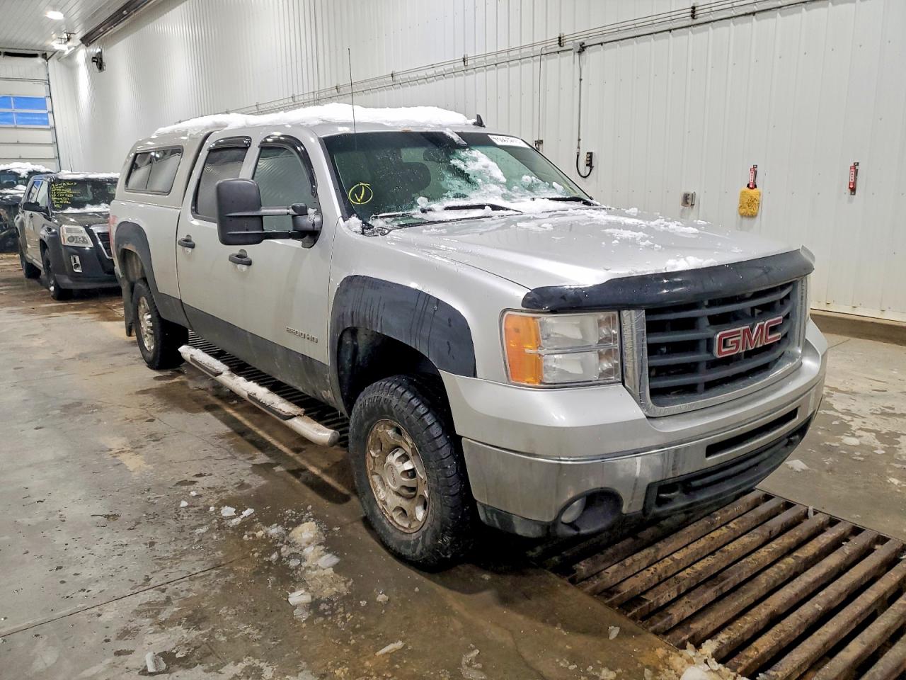 2010 GMC SIERRA K2500 SLE photo 4