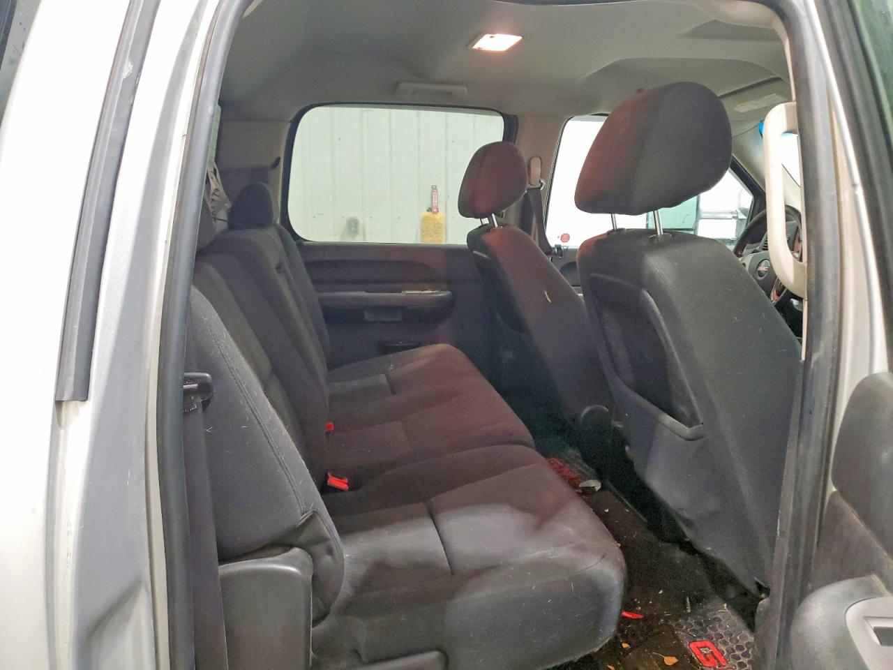 2010 GMC SIERRA K2500 SLE photo 10