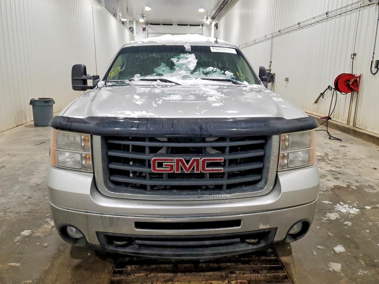 2010 GMC SIERRA K2500 SLE photo 5