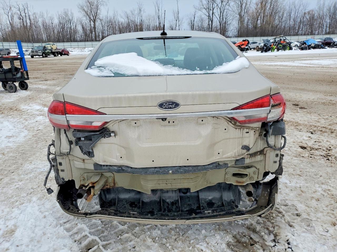 2017 FORD FUSION SE photo 6