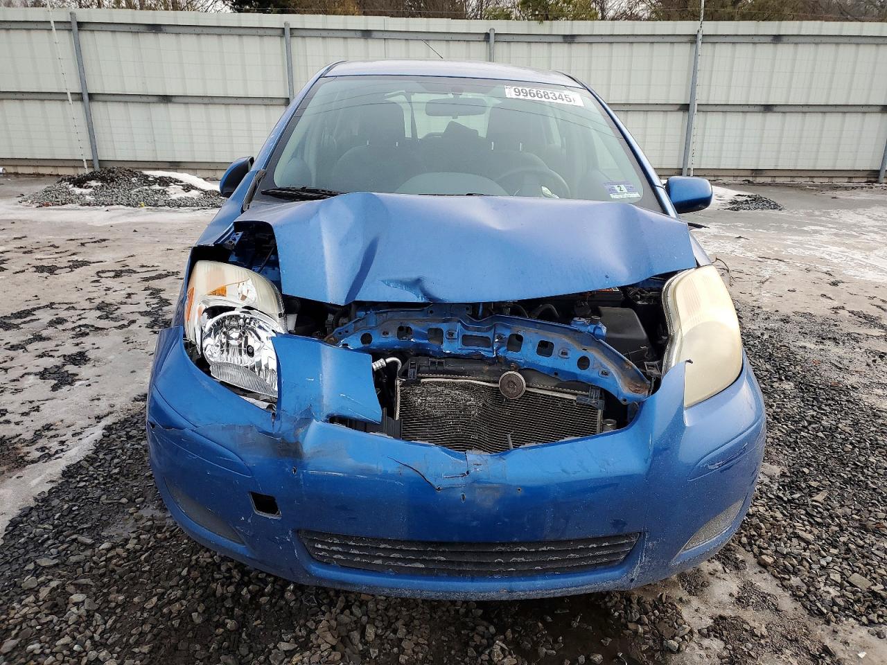 2010 TOYOTA YARIS photo 5