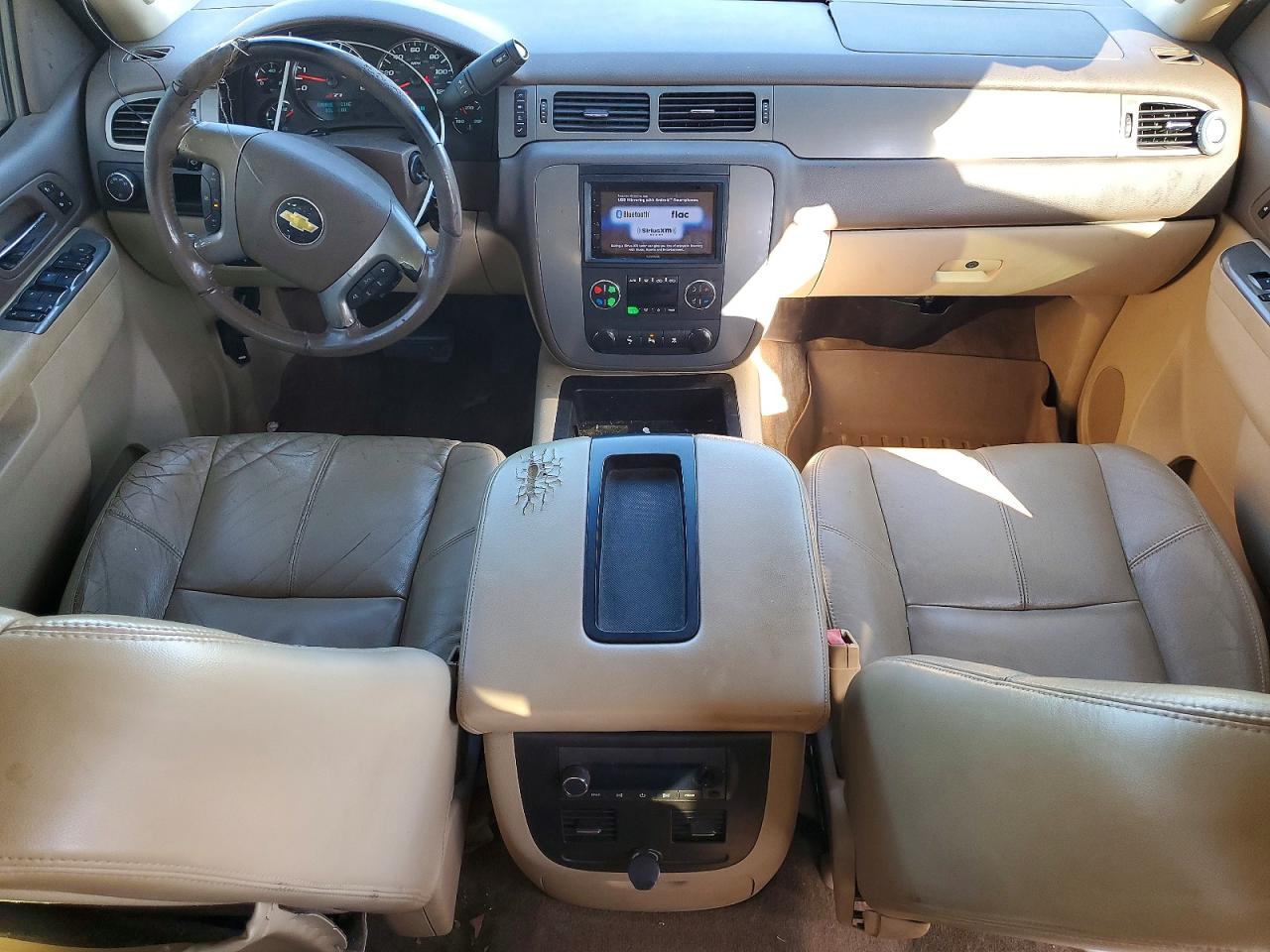 2011 CHEVROLET AVALANCHE LT photo 8