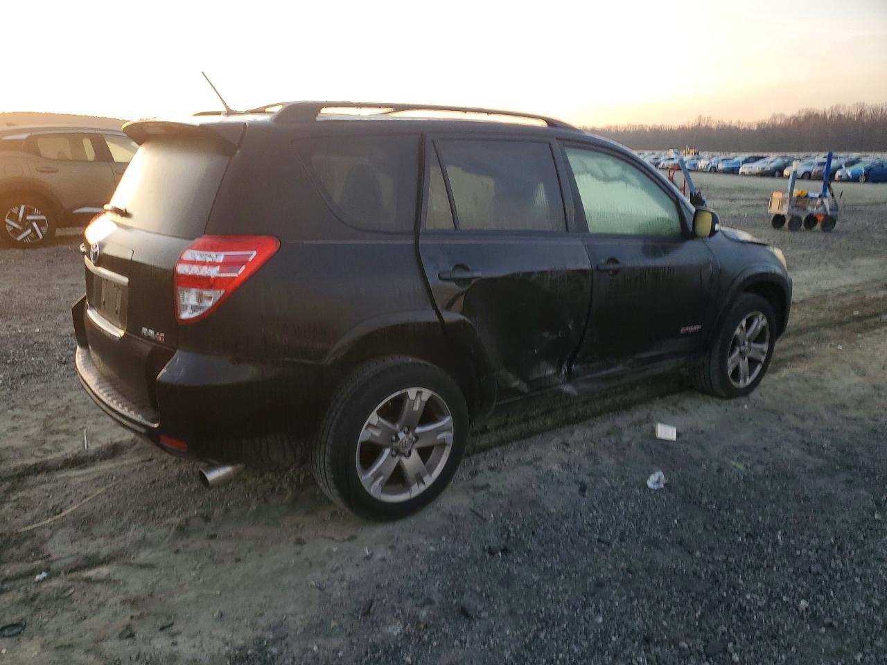 2012 TOYOTA RAV4 SPORT photo 3