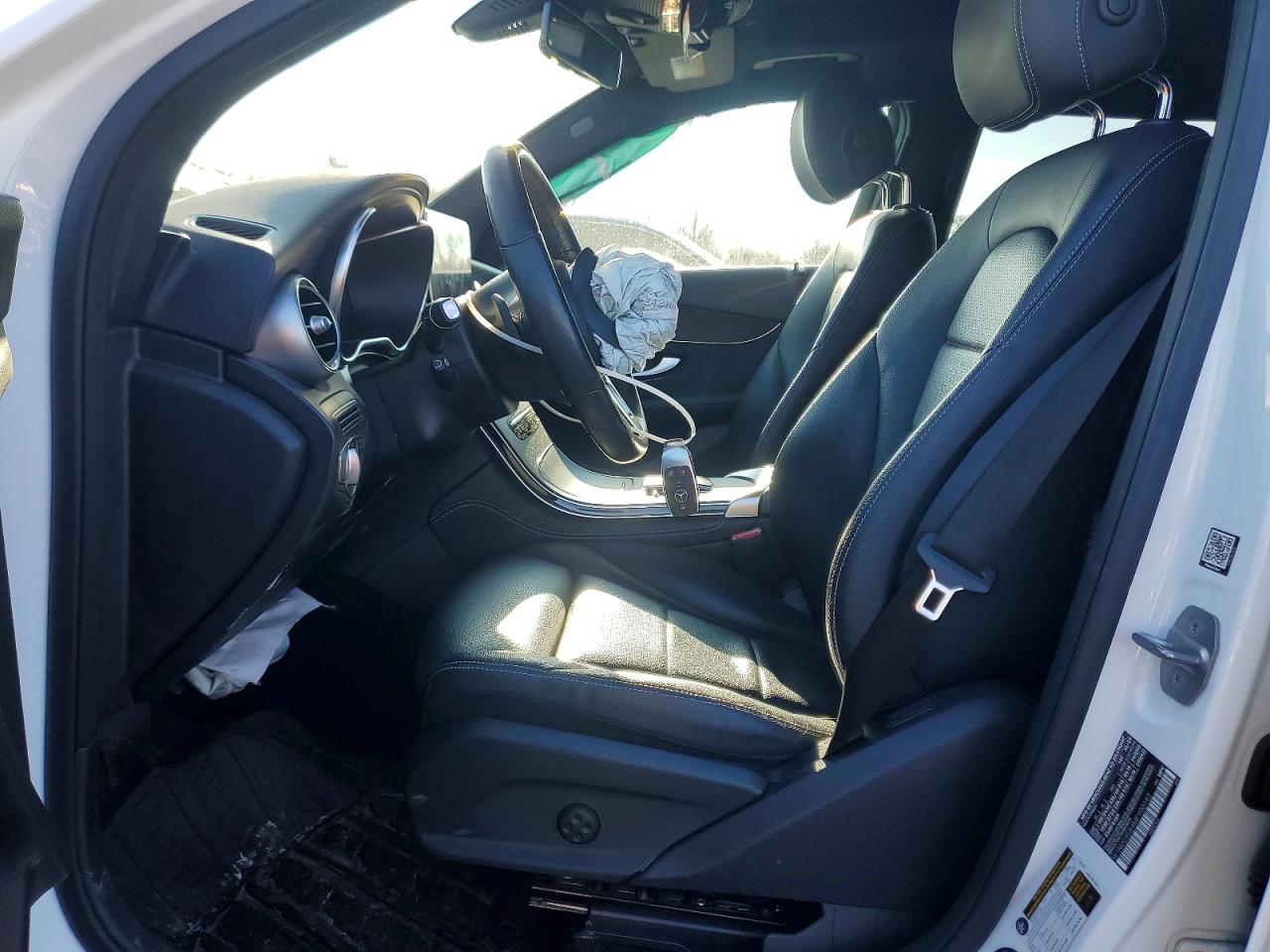 2021 MERCEDES-BENZ GLC 300 4MATIC photo 7