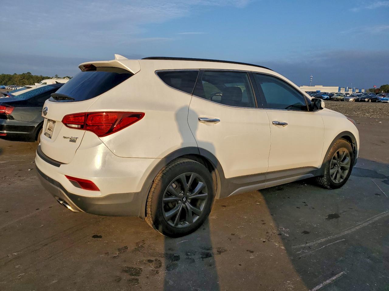2017 HYUNDAI SANTA FE SPORT photo 3