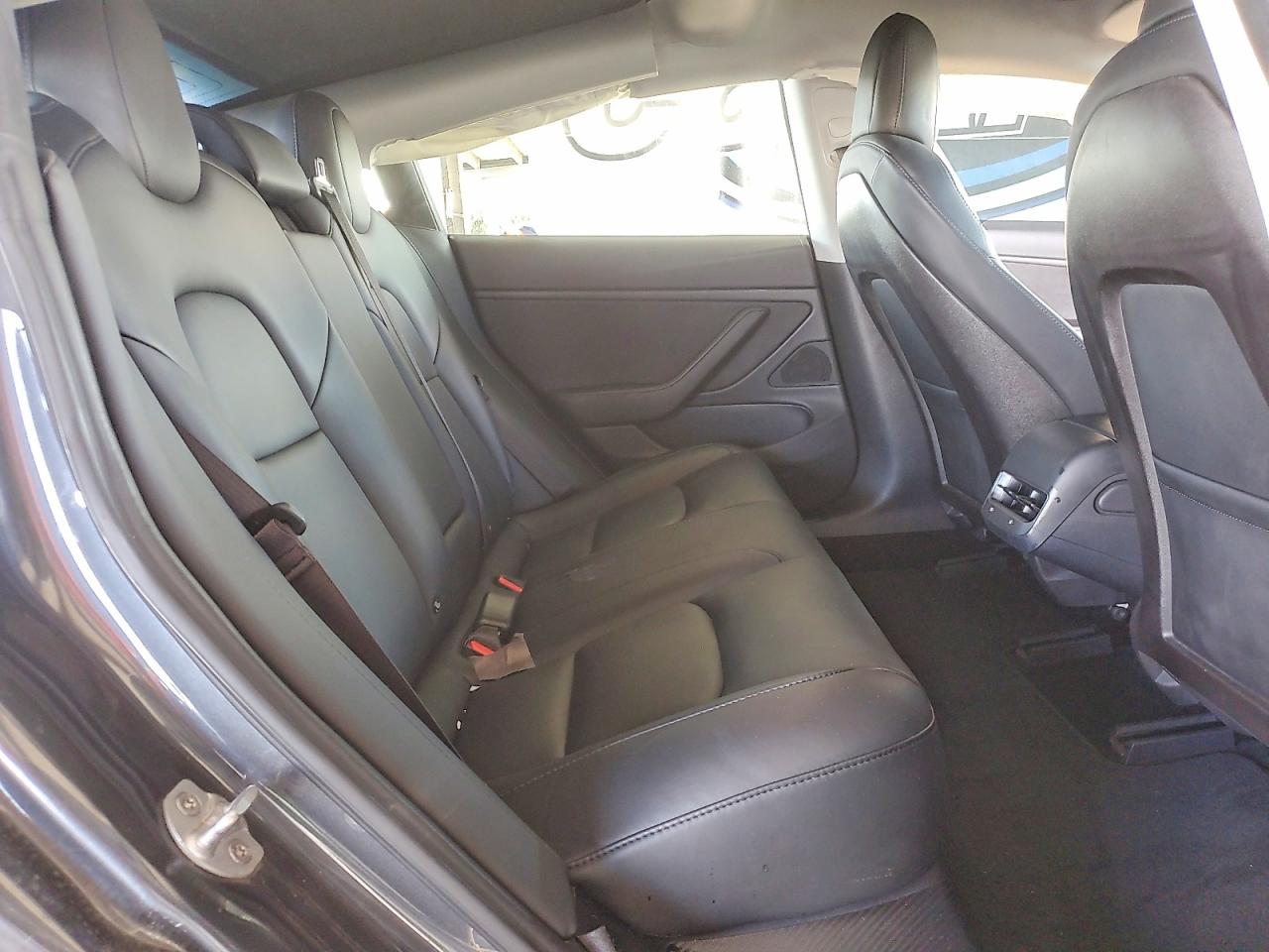 2018 TESLA MODEL 3 photo 10