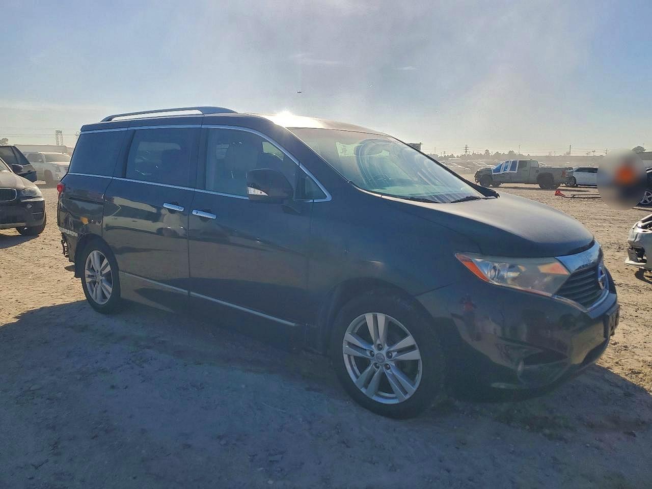 2012 NISSAN QUEST S photo 4