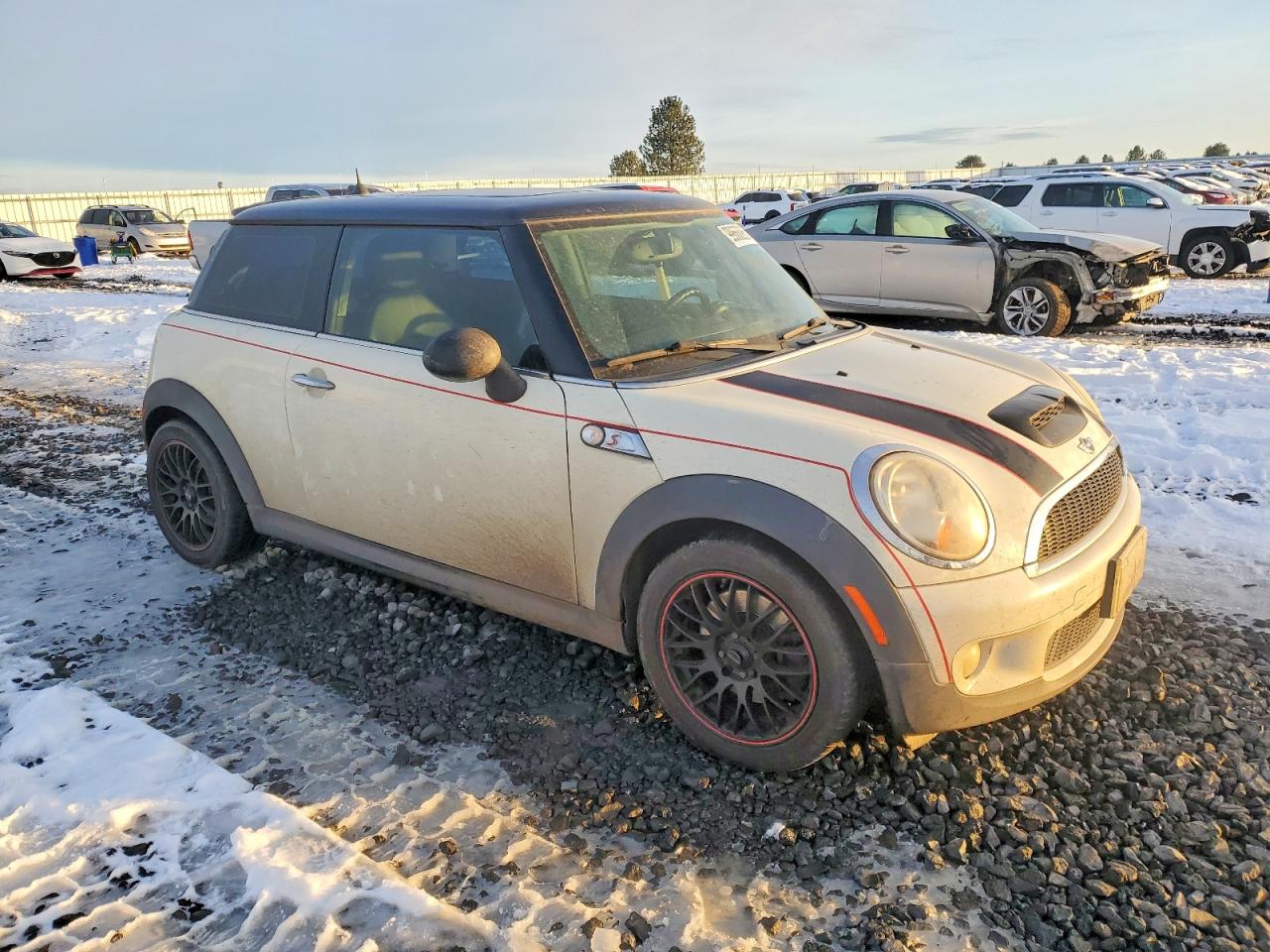 2007 MINI COOPER S photo 4